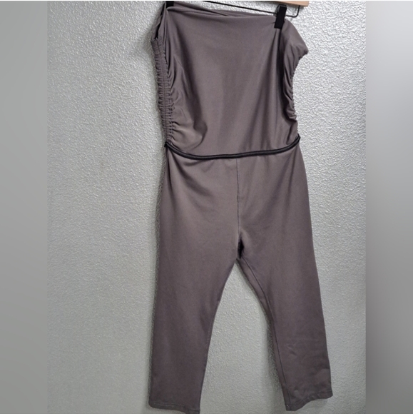 Prana Grey Exercise/Yoga Capris With Fold Over Waistband   Size L - Picture 2 of 4